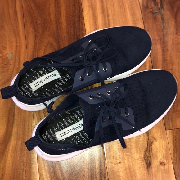 steve madden perforated